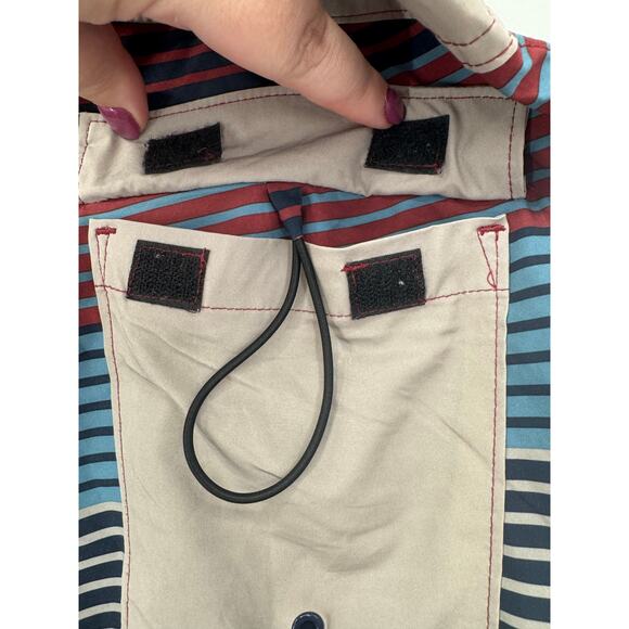 Travis Mathew Men's Swim Trunks Sz 35 Blue Colorful Striped No Liner Back Pocket - Picture 4 of 6